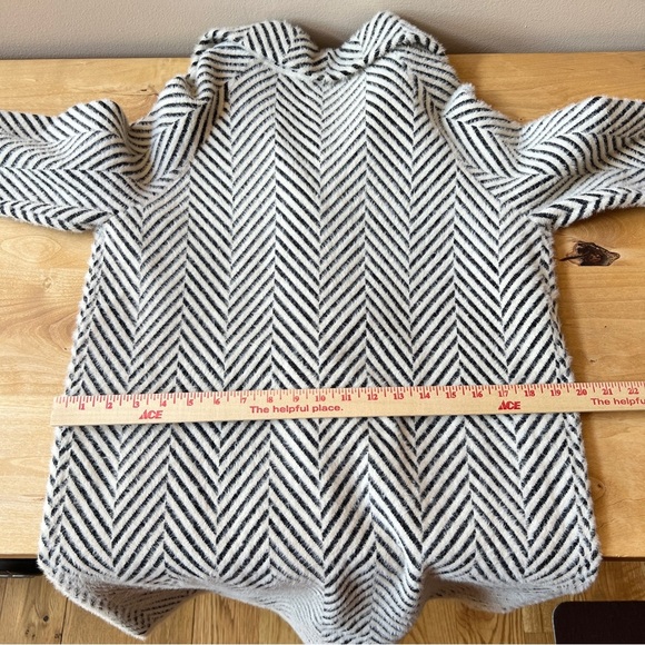 SISTERS COAT S CHEVRON STRIPE RELAXED MID LENGTH SIDE POCKETS FALL LUXURY CHIC - Picture 8 of 12